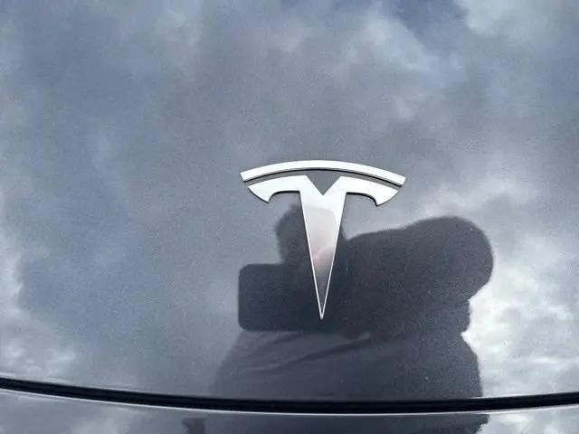 2025 Tesla Model 3 Long Range Rear-Wheel Drive