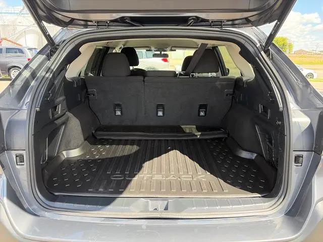 2023 Subaru Outback Premium