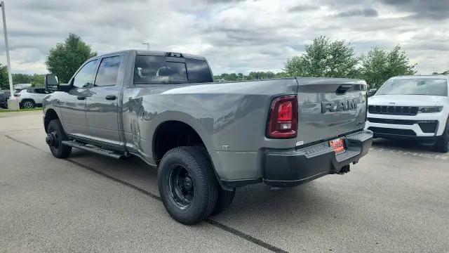 2027 Ram 3500 Tradesman