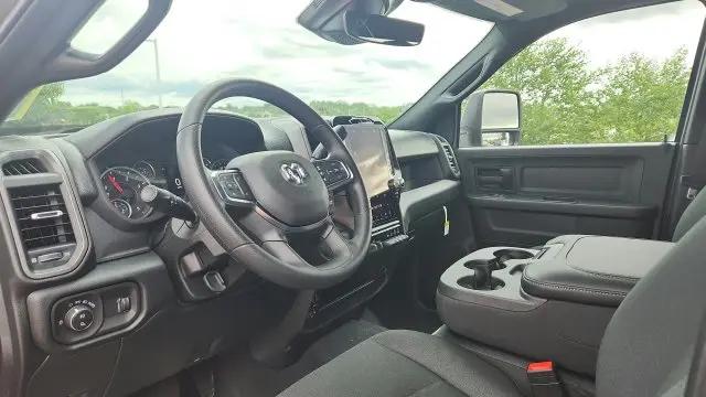 2027 Ram 3500 Tradesman