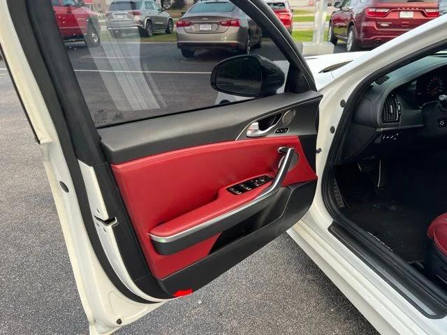 2021 Kia Stinger GT2