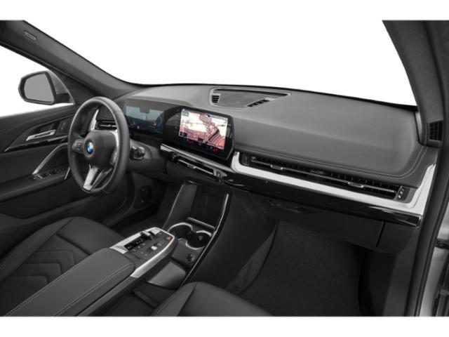 Used 2025 White BMW xDrive28i image 15