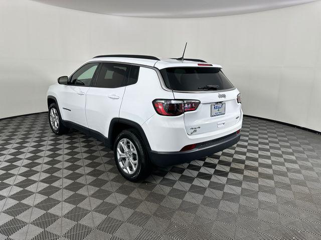 2024 Jeep Compass Latitude 4x4 2024 Jeep Compass Latitude 4x4