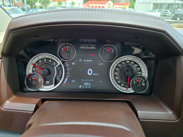 2017 Ram 1500 Laramie Crew Cab 4x4 5'7" Box