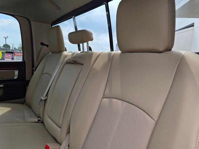 2017 Ram 1500 Laramie Crew Cab 4x4 5'7" Box