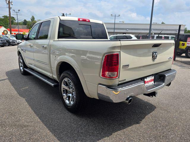 2017 Ram 1500 Laramie Crew Cab 4x4 5'7" Box