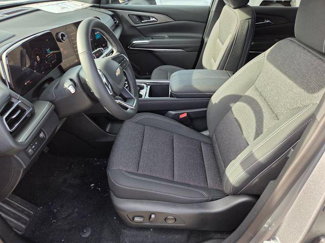 2027 Chevrolet Traverse LT - Photo 6