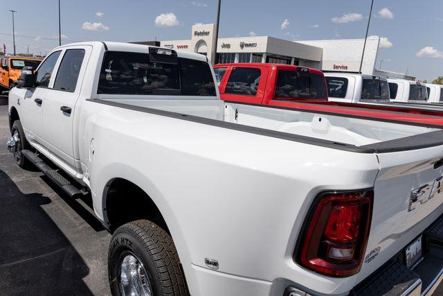 2026 Ram 3500 Tradesman Crew Cab 4x4 8 Box