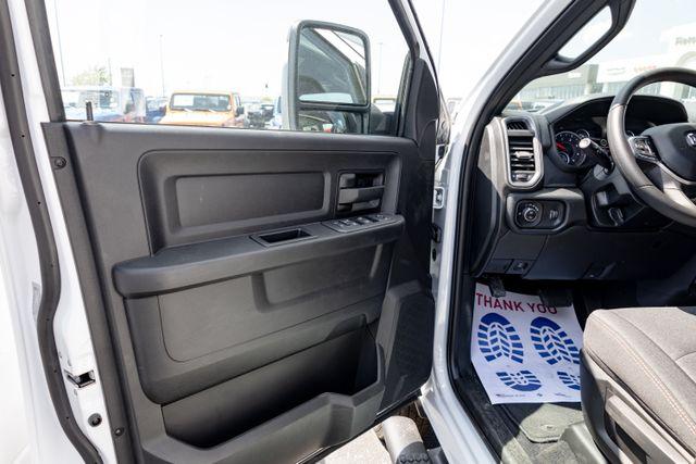 2026 Ram 3500 Tradesman Crew Cab 4x4 8 Box