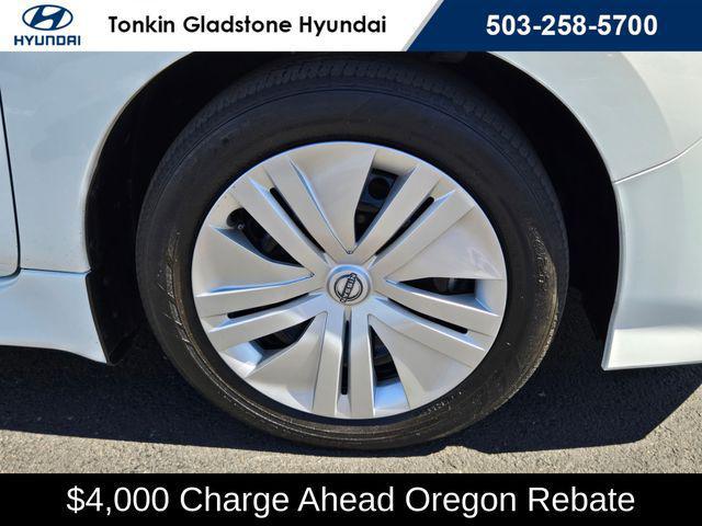2025 Nissan LEAF S