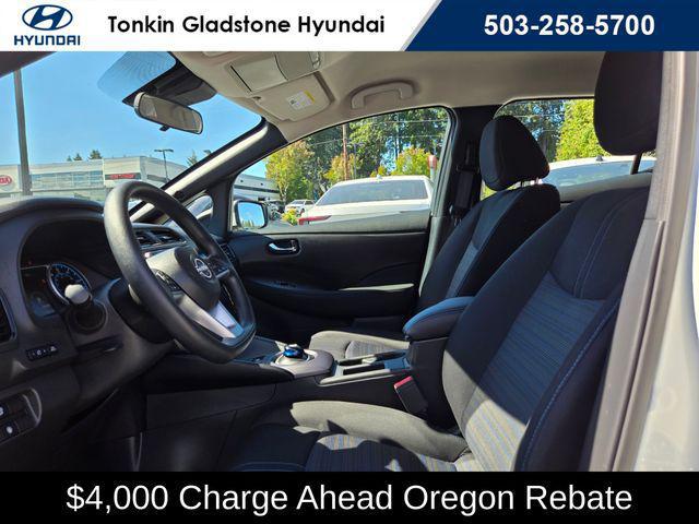 2025 Nissan LEAF S