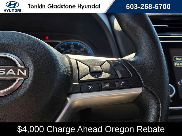 2025 Nissan LEAF S