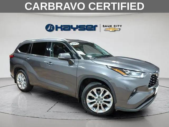 2023 Toyota Highlander Limited for sale in Sauk City, WI