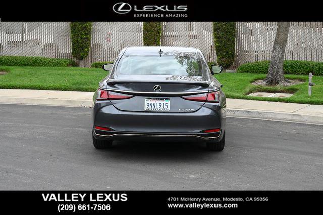 2024 Lexus ES 300h F SPORT Design