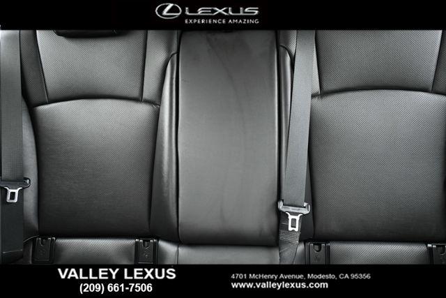 2024 Lexus ES 300h F SPORT Design