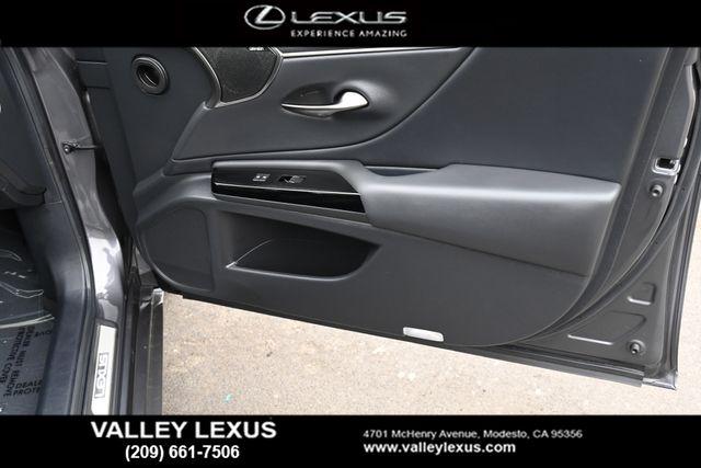 2024 Lexus ES 300h F SPORT Design