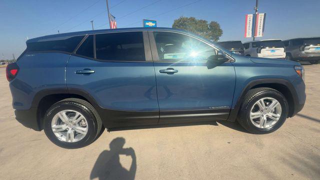 2024 GMC Terrain SLE - Photo 9