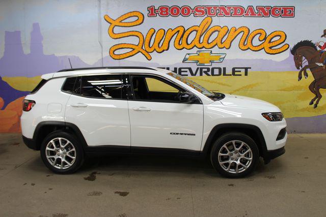 2023 Jeep Compass Latitude Lux FWD for sale in Saint Johns, MI