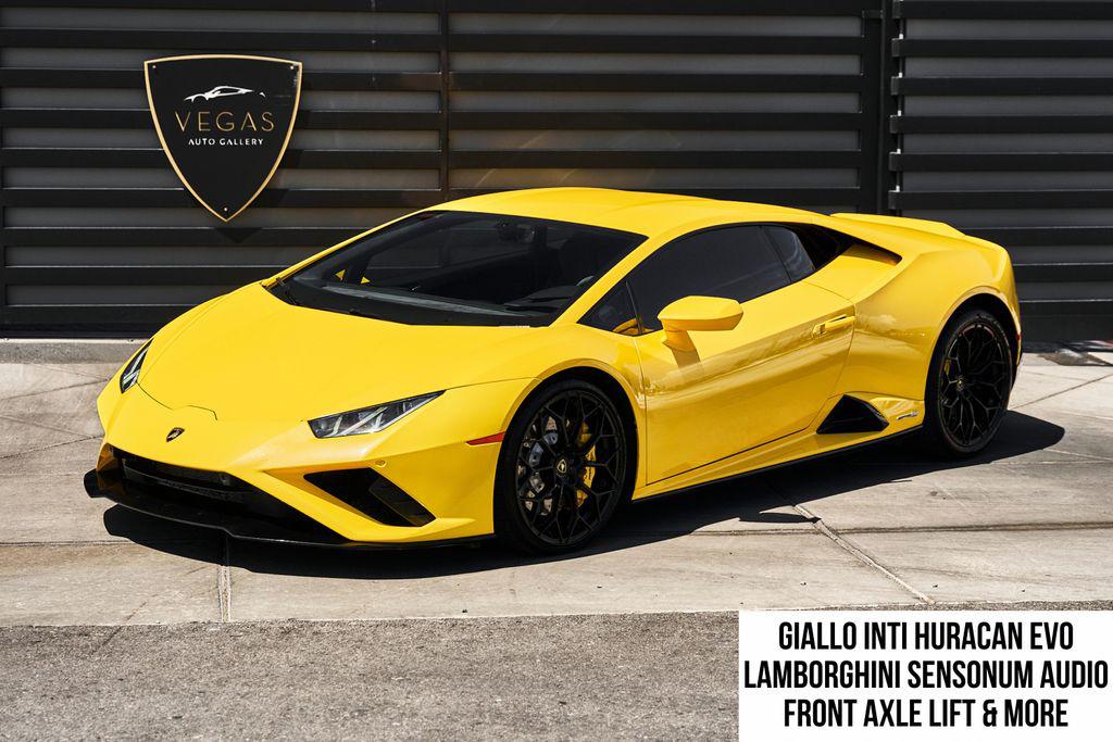 /2022 Lamborghini Huracan-EVO