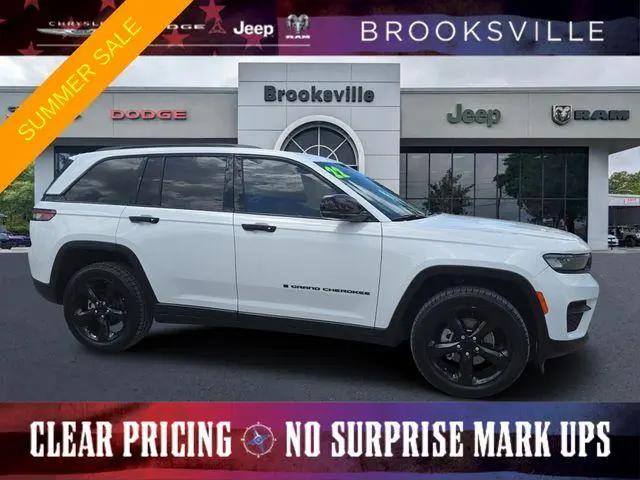 2022 Jeep Grand Cherokee Altitude 4x4 for sale in Brooksville, FL