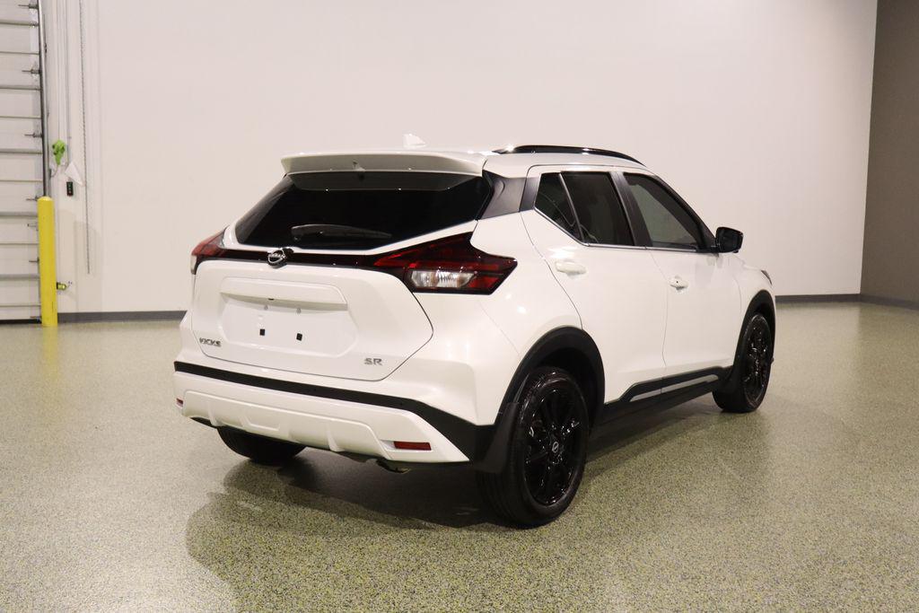 2024 Nissan Kicks SR - Photo 10