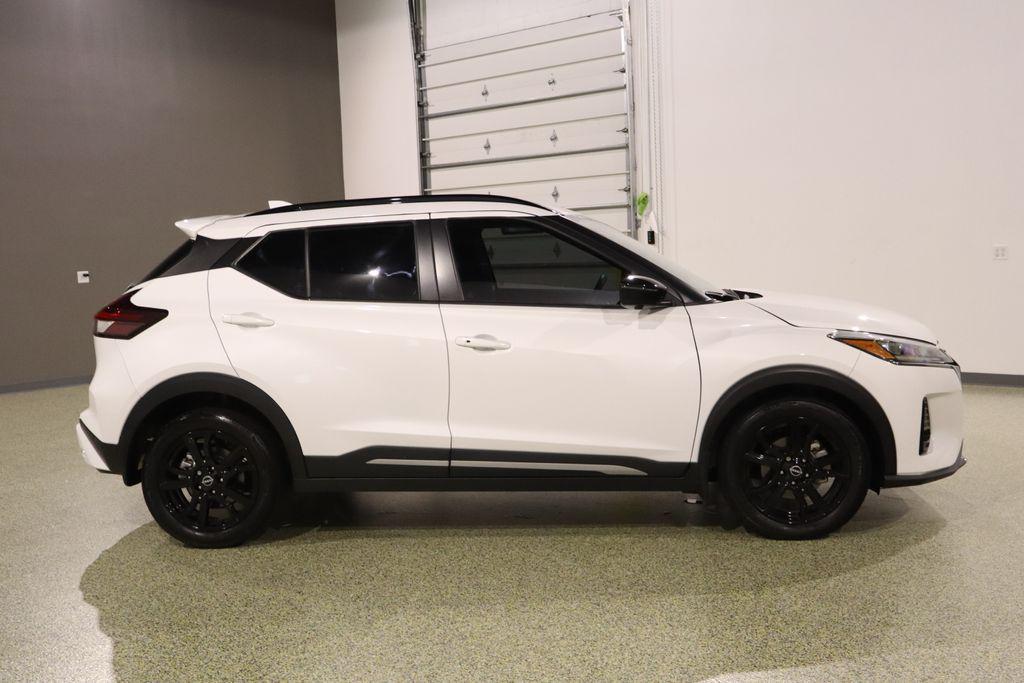 2024 Nissan Kicks SR - Photo 11