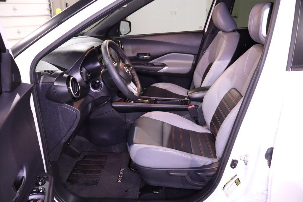 2024 Nissan Kicks SR - Photo 24