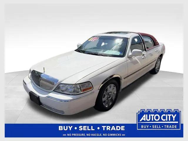 2004 Lincoln Town Car Ultimate for sale in Portsmouth, VA