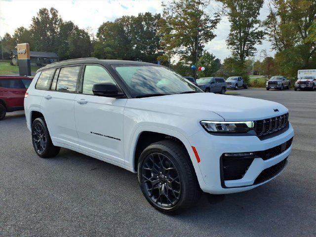 2027 Jeep Grand Cherokee GRAND CHEROKEE L SUMMIT 4X4 2027 Jeep Grand Cherokee GRAND CHEROKEE L SUMMIT 4X4