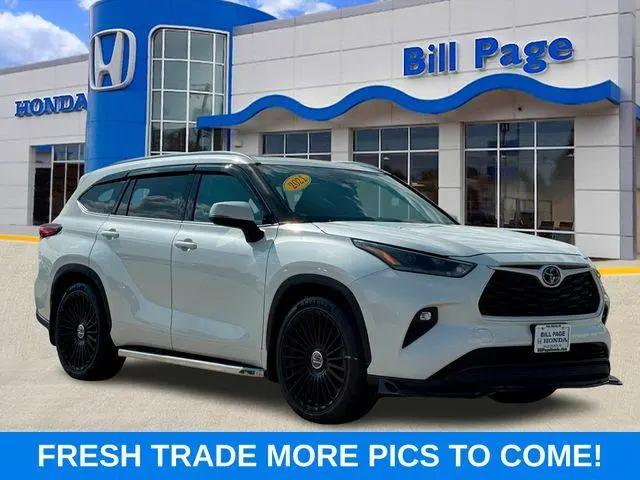 2021 Toyota Highlander XLE for sale in Falls Church, VA