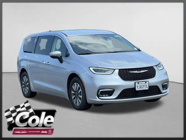 2023 Chrysler Pacifica Hybrid Touring L for sale in Marshall, MI