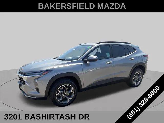 2025 Chevrolet Trax FWD LT for sale in Bakersfield, CA