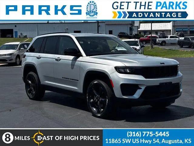 2023 Jeep Grand Cherokee Altitude 4x4 for sale in Augusta, KS