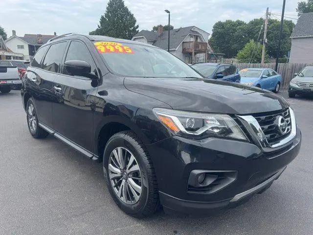 2020 Nissan Pathfinder SL 2WD for sale in Milwaukee, WI