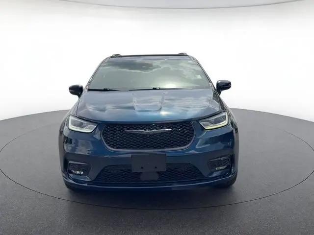 2023 Chrysler Pacifica Limited AWD
