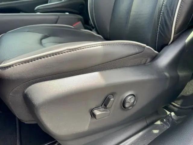 2023 Chrysler Pacifica Limited AWD