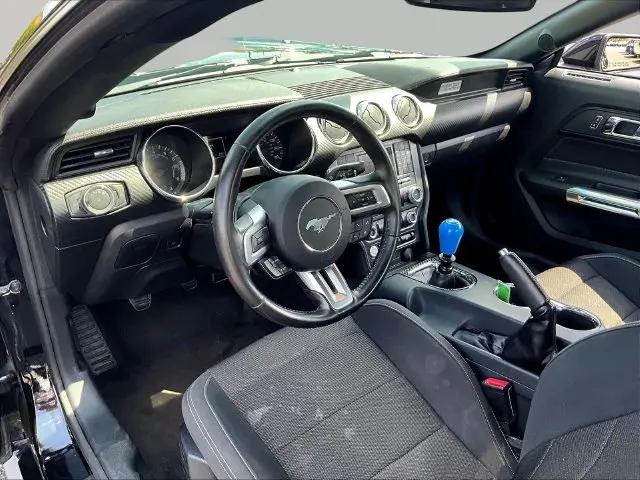 2016 Ford Mustang V6