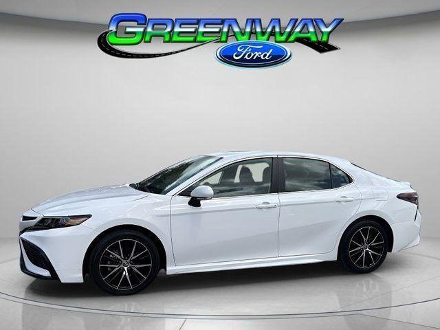 2024 Toyota Camry SE for sale in Laredo, TX