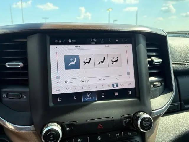 2022 Ram 1500 Laramie Crew Cab 4x4 57 Box