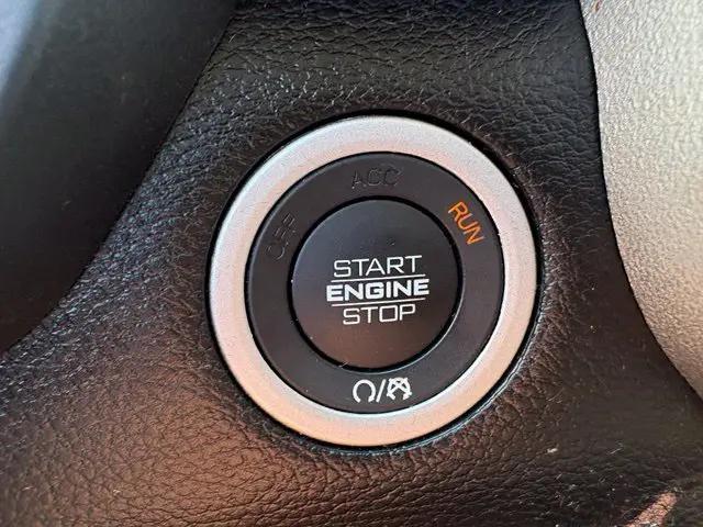 2022 Ram 1500 Laramie Crew Cab 4x4 57 Box
