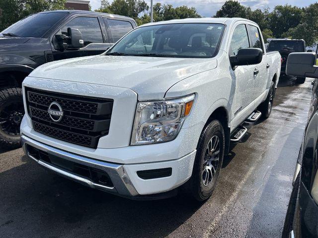 2024 Nissan Titan Crew Cab SV 4x4 for sale in Murfreesboro, TN