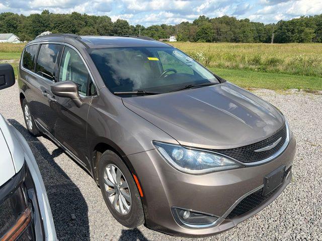 2017 Chrysler Pacifica Touring-L for sale in Grove City, PA