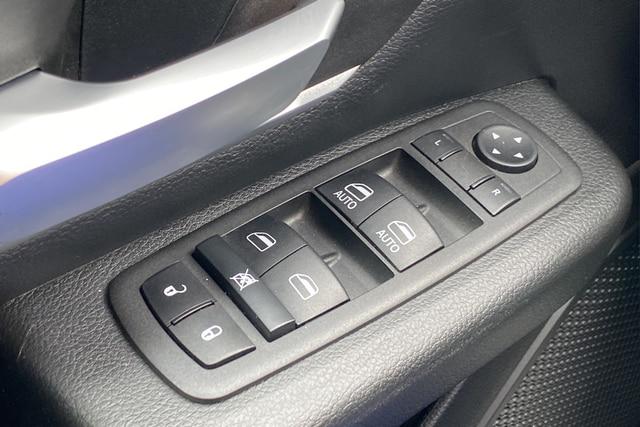 2022 Ram 1500 Big Horn Crew Cab 4x4 57 Box