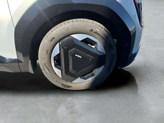 2024 Kia EV9 Land