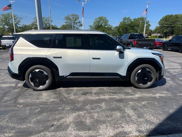 2024 Kia EV9 Land