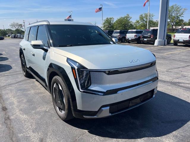 2024 Kia EV9 Land