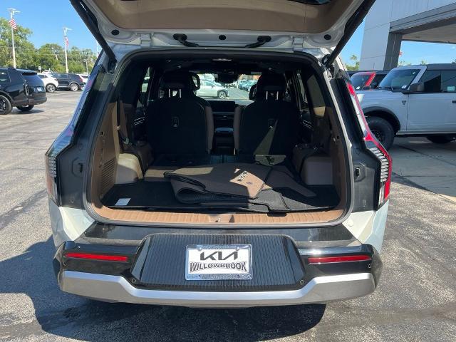 2024 Kia EV9 Land
