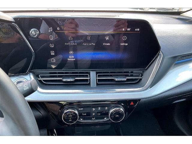 2025 Chevrolet Trax FWD LT