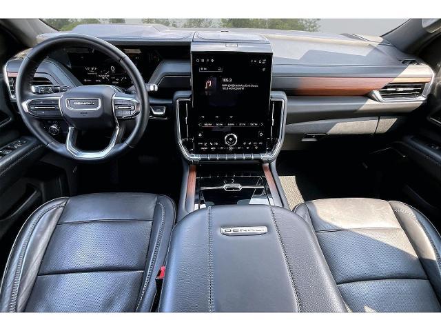 2025 GMC Yukon 4WD Denali