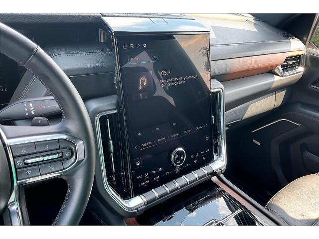 2025 GMC Yukon 4WD Denali